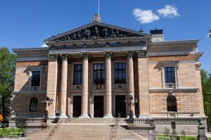 Hyvilin viesti budjettiriiheen: Asiakasmaksujen korotuksista luovuttava
